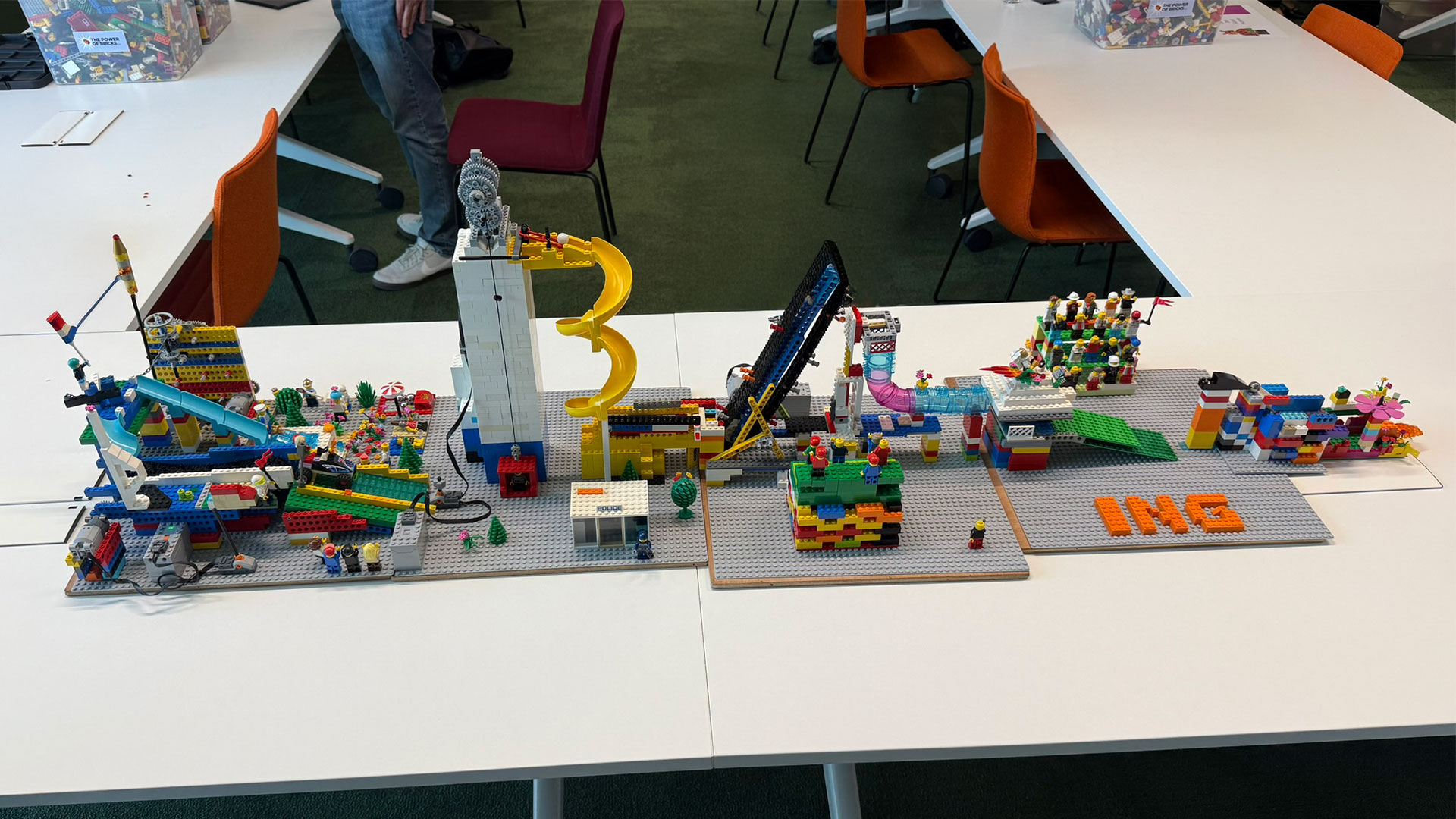 Een Chain Reaction van LEGO® bouwstenen