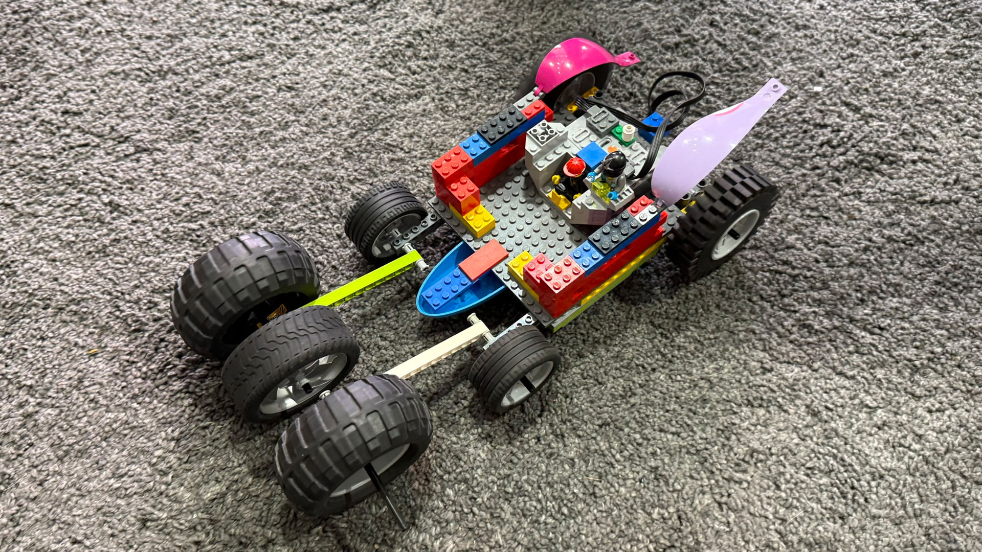 Sumo Brick Battle kart