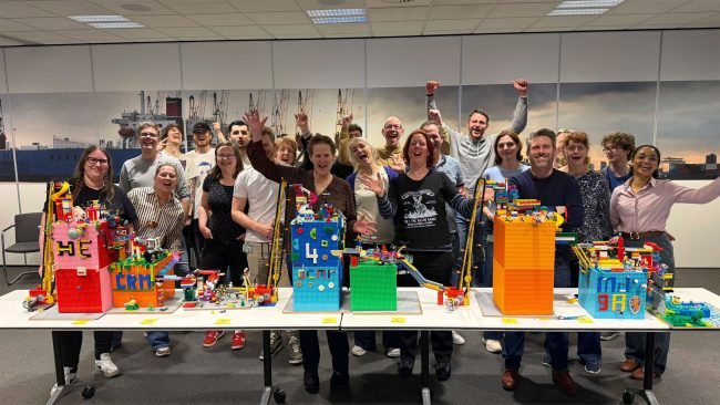 Knikkerbaan met LEGO® bouwstenen